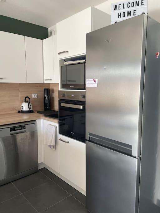 Apartment Between City Center And Beachs Montpellier Luaran gambar